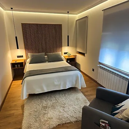 La Era Pensión Lario